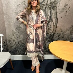 Elegant Cream and Brown Women's Kurta Set